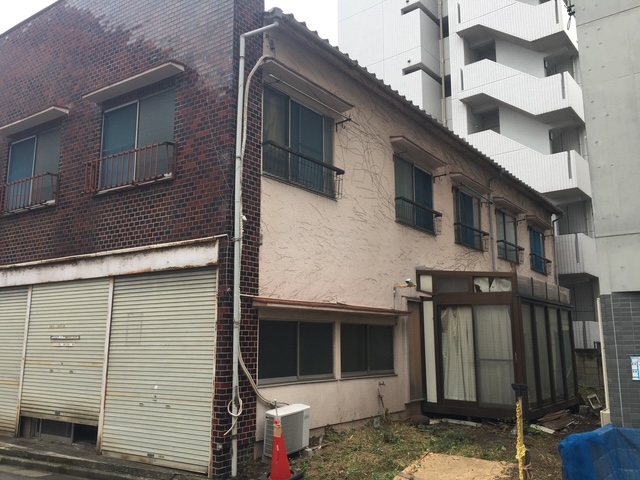 横浜市鶴見区｜木造共同住宅解体工事 施工前